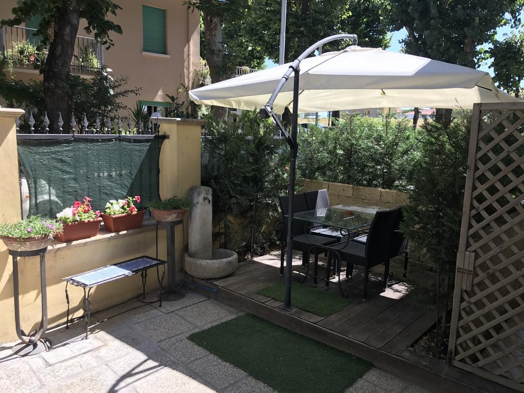 Villa Grazia Римини Екстериор снимка