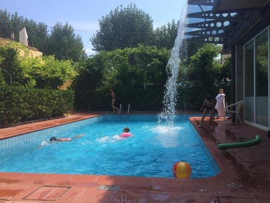 Villa Grazia Римини Екстериор снимка